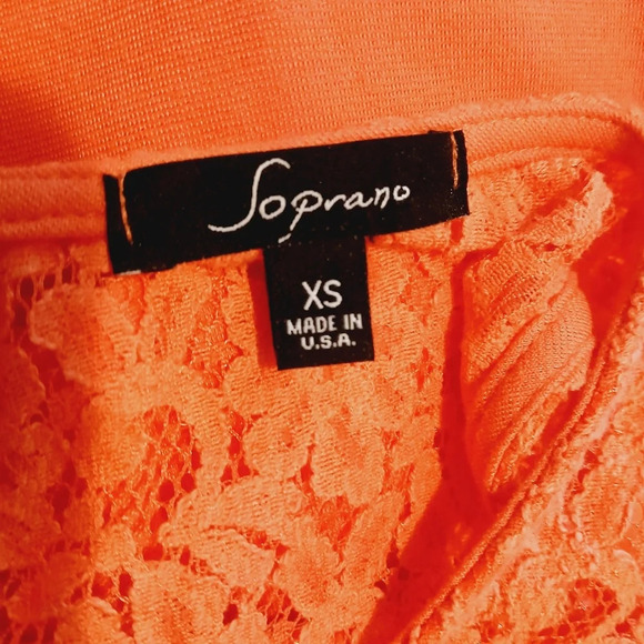 💚5/$25 Soprano Peach Lace Trim Bodycon Ruffled Peplum Dress Size XS - Picture 7 of 7